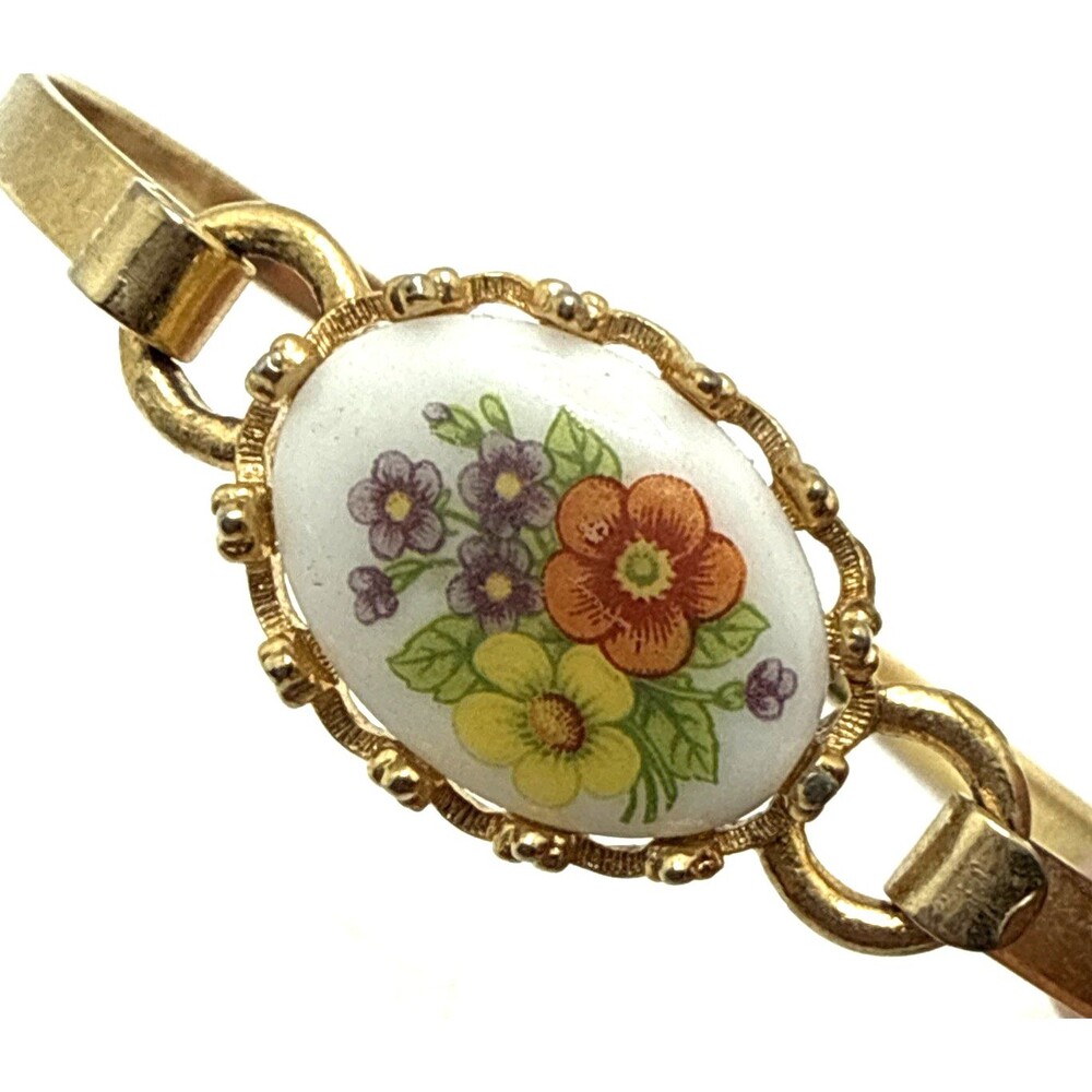Vintage AVON 1975 French Flowers Bracelet Porcelain in Gold Tone Bangle 7.5"